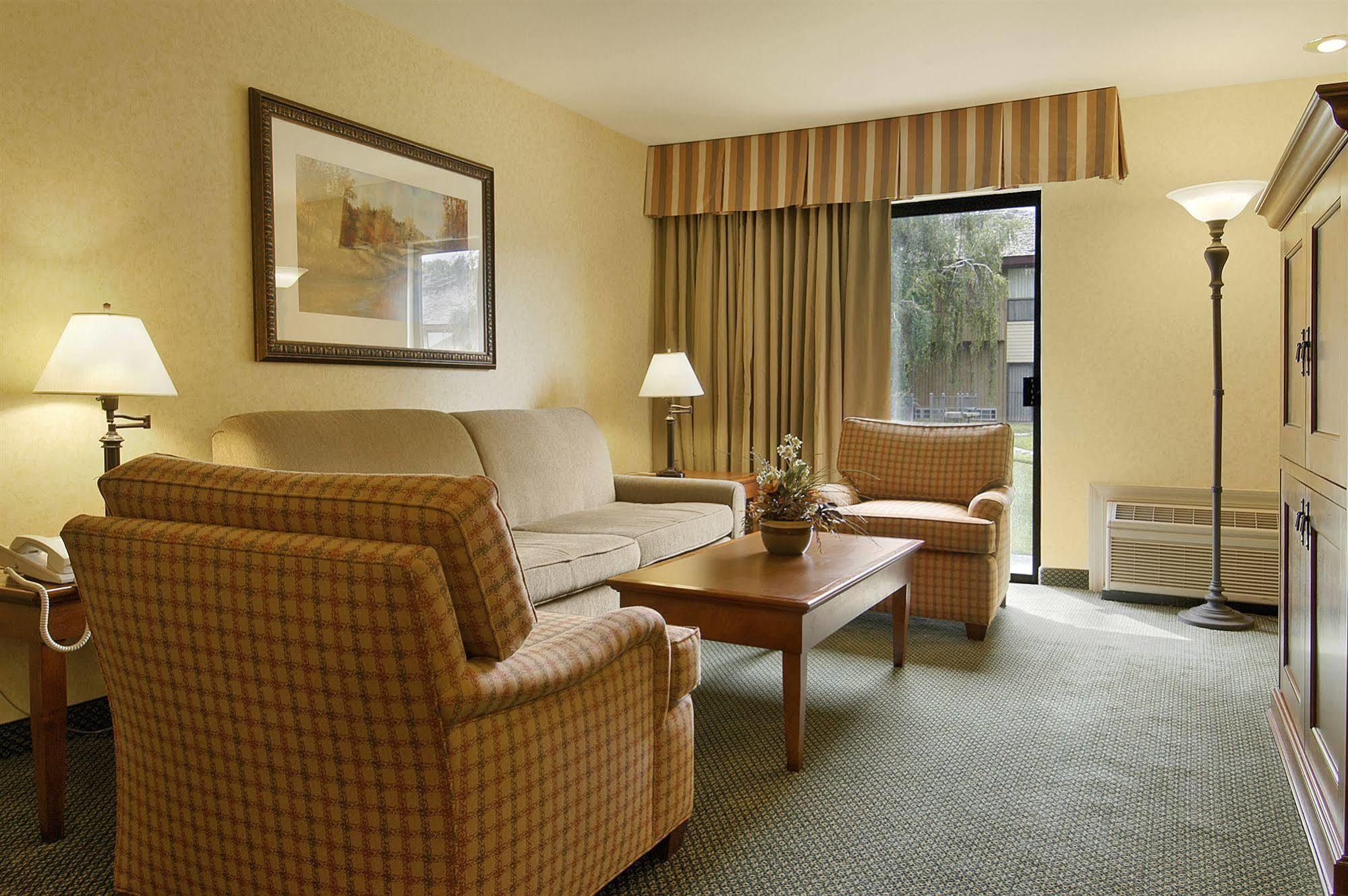 เรด ไลอ้อน โฮเต็ล เคนเนวิก โคลัมเบีย เซ็นเตอร์ Hotel ภายนอก รูปภาพ